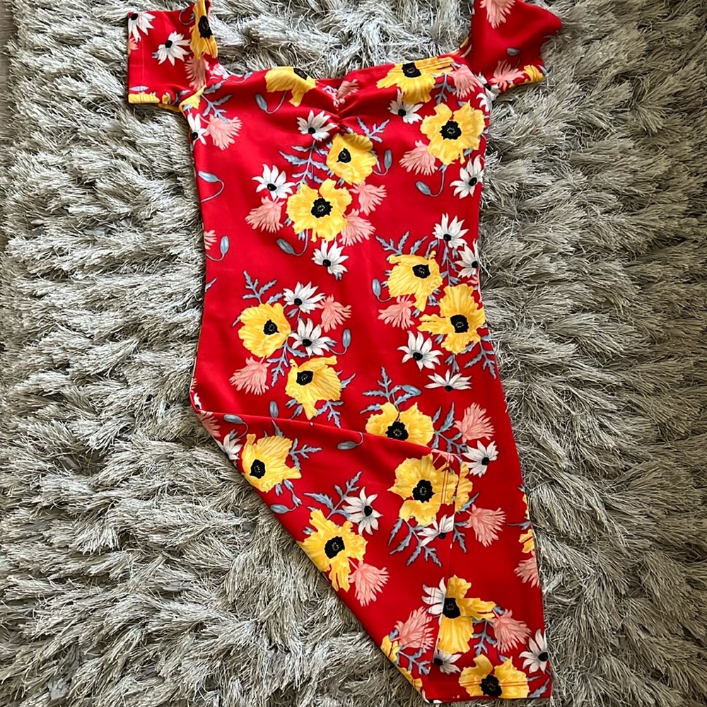 Sunflower mini dress 🌻